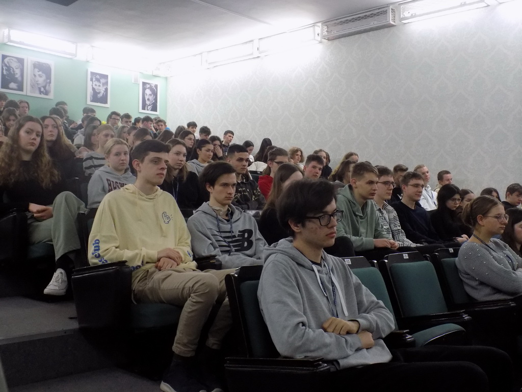 Zdjęcie DLPi2023_0938ce7cd2-d3ff-41e4-a8b9-2874ae846ec1.JPG w galerii Dzień Liczby Pi
